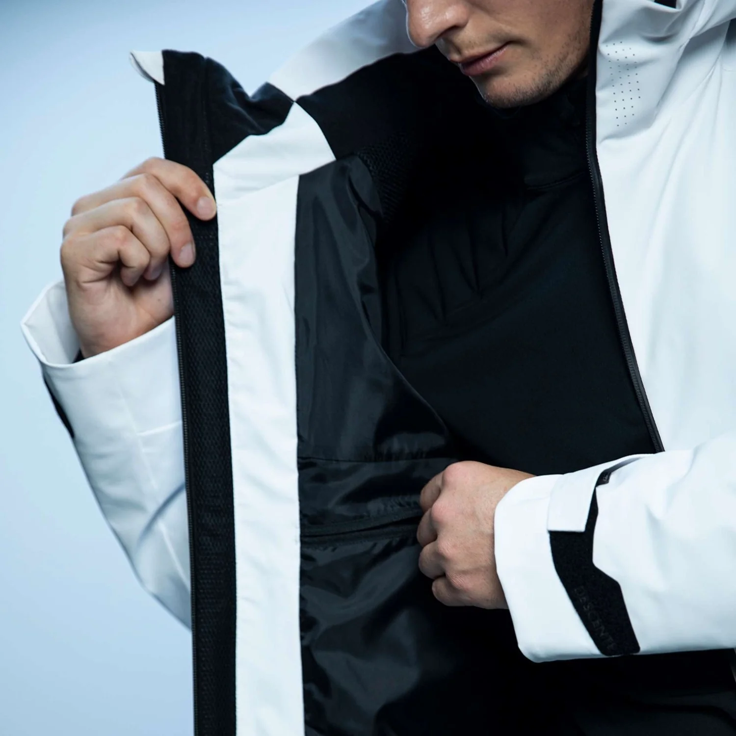 Descente Finder Mens Jacket 2026 - Image 3